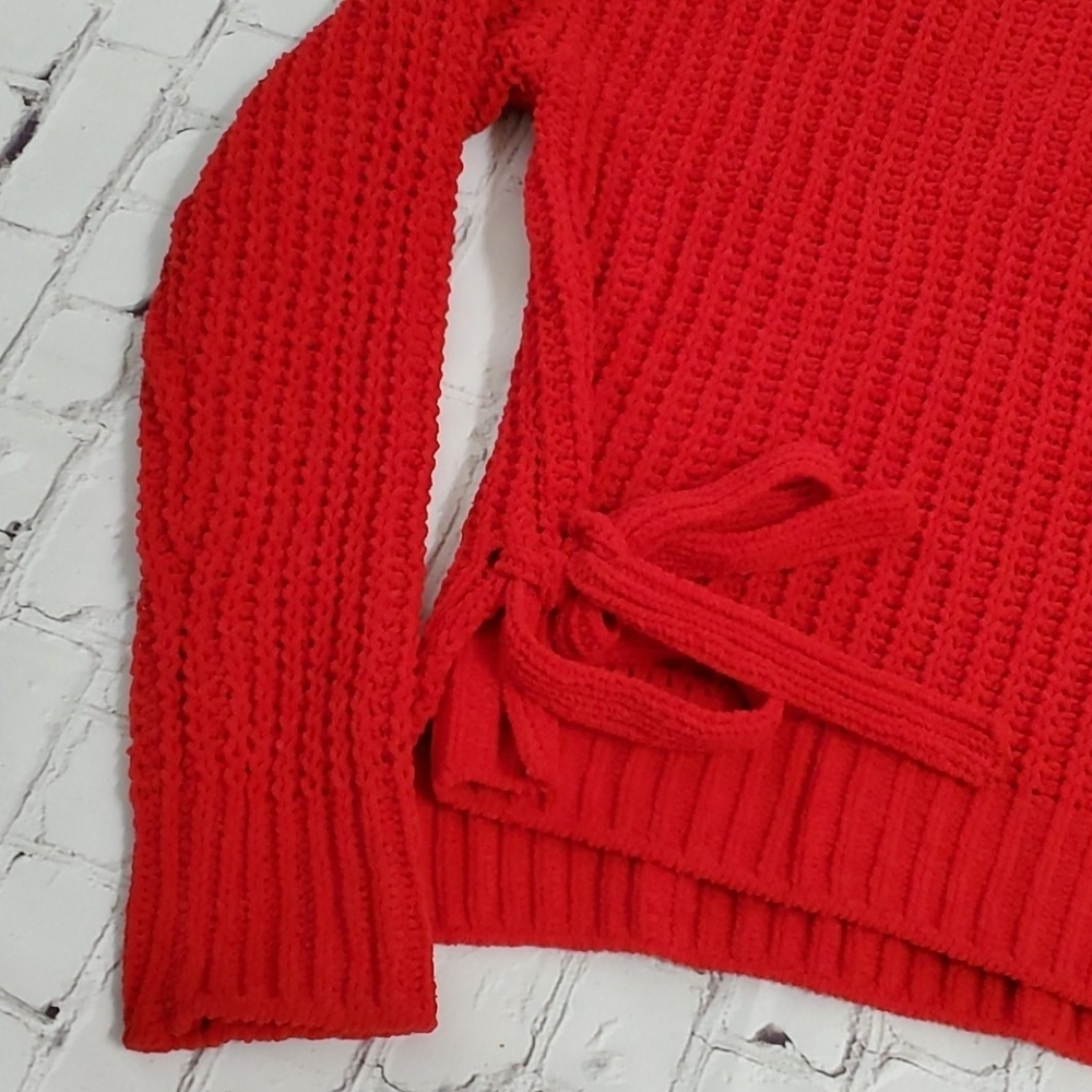 CANDIE'S RED FLUFFY CROPPED LONGSLEEVE SWEATER. - Picture 3 of 6